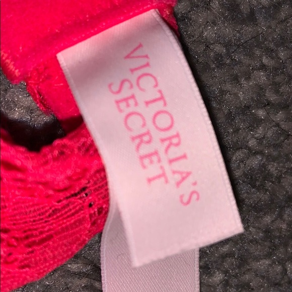 Victoria’s Secret bra - Picture 6 of 7
